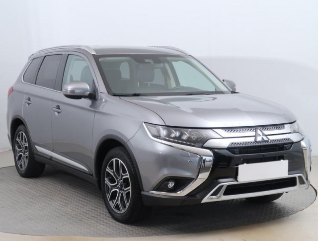 Mitsubishi Outlander  2.0 