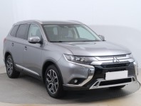 Mitsubishi Outlander  2.0 