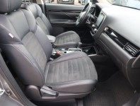 Mitsubishi Outlander  2.0 