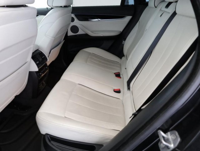 BMW X6  xDrive40d 