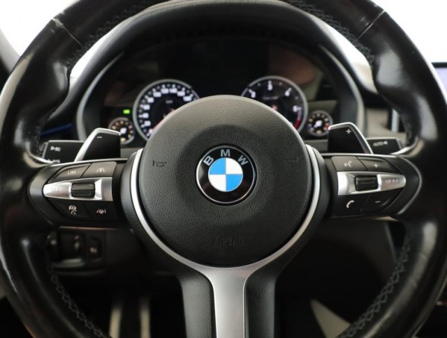 BMW X6  xDrive40d 
