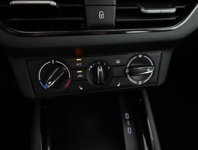 Škoda Kamiq  1.0 TSI Ambition