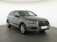 Audi Q7  3.0 TDI S-Line