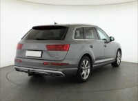 Audi Q7  3.0 TDI S-Line