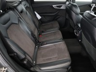 Audi Q7  3.0 TDI S-Line