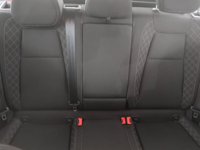 Škoda Karoq  1.6 TDI 