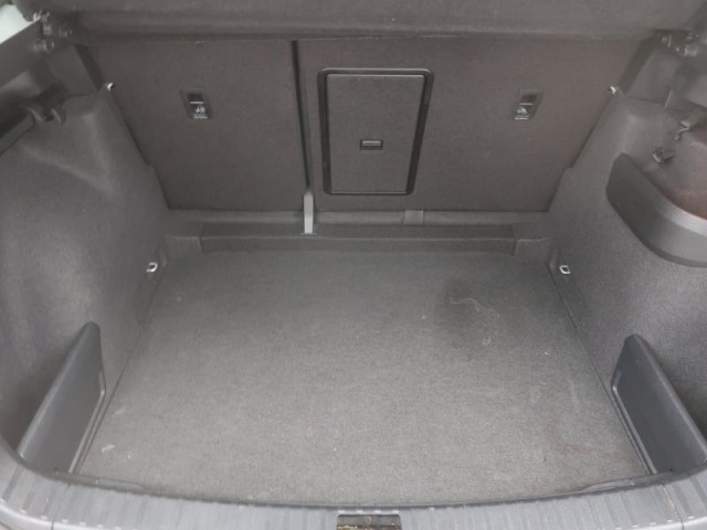 Škoda Karoq  1.6 TDI 