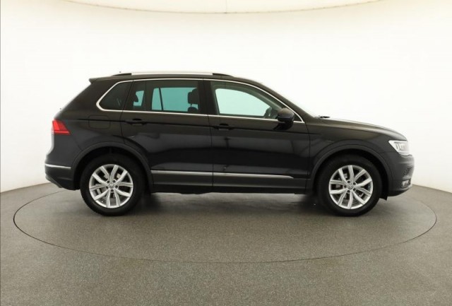 Volkswagen Tiguan  2.0 TDI 
