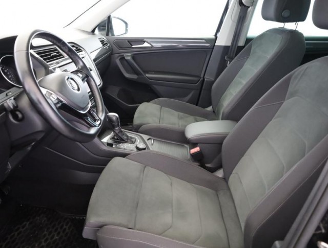 Volkswagen Tiguan  2.0 TDI 