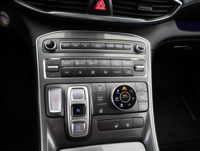 Hyundai Santa Fe  2.2 CRDi 