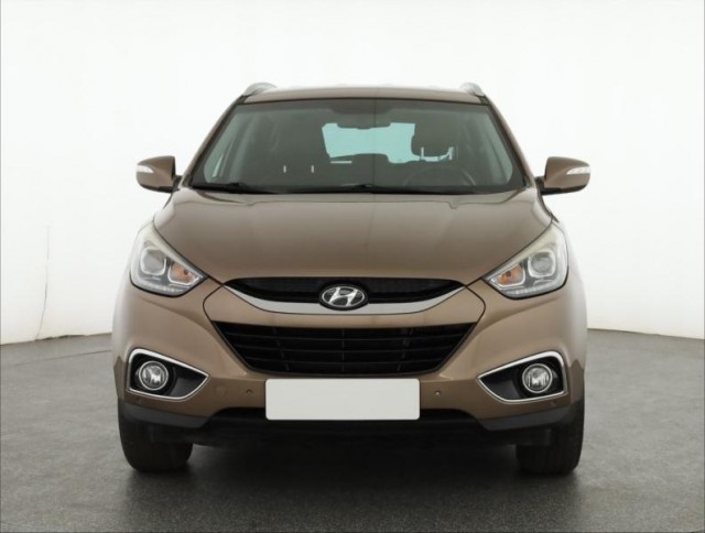 Hyundai ix35  2.0 CRDi Trikolor