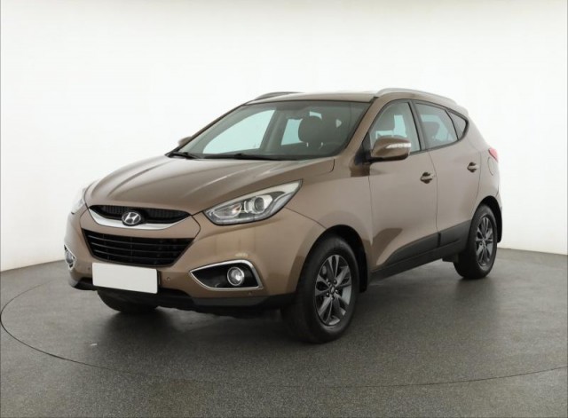 Hyundai ix35  2.0 CRDi Trikolor