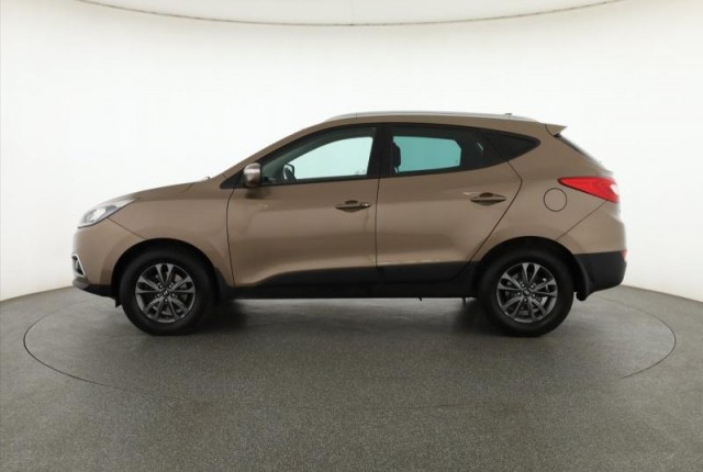 Hyundai ix35  2.0 CRDi Trikolor