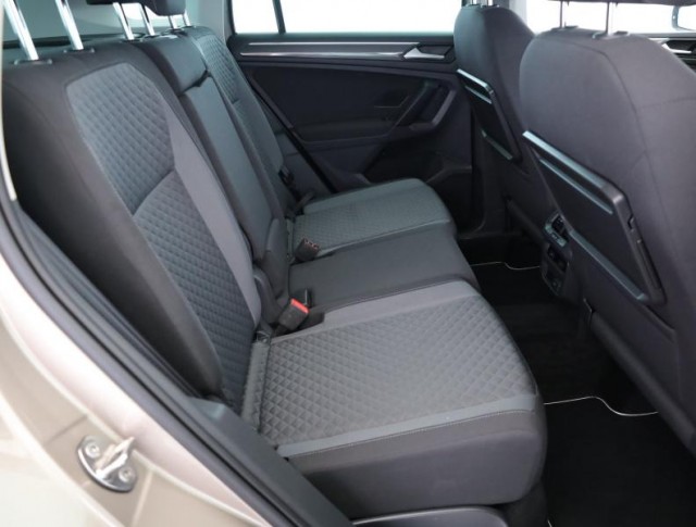 Volkswagen Tiguan  2.0 TSI Comfortline