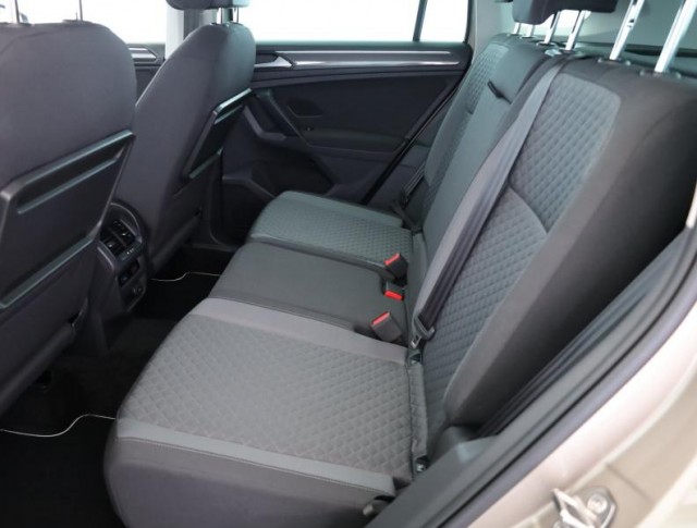 Volkswagen Tiguan  2.0 TSI Comfortline