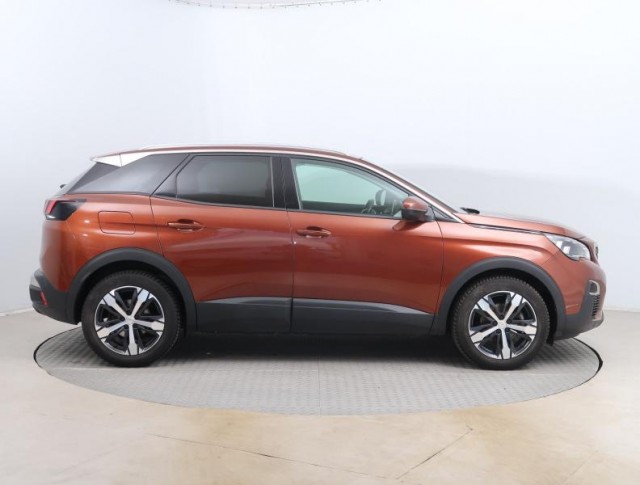 Peugeot 3008  1.5 BlueHDi 
