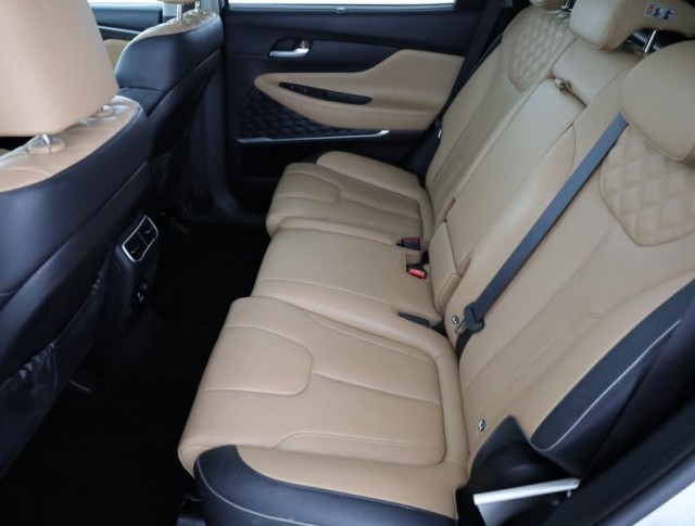 Hyundai Santa Fe  2.2 CRDi 