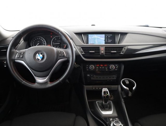 BMW X1  xDrive18d 