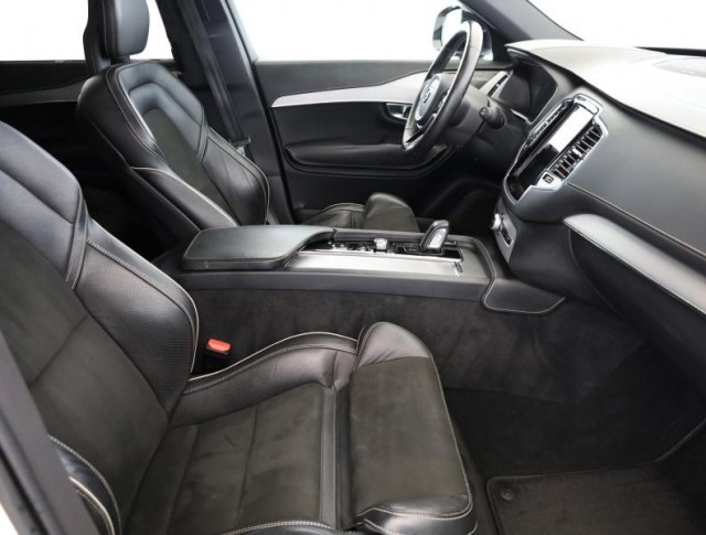 Volvo XC90  B6 AWD R-Design