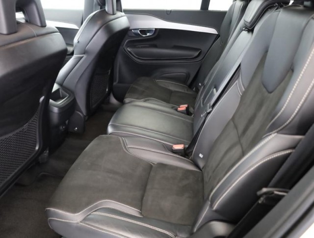 Volvo XC90  B6 AWD R-Design