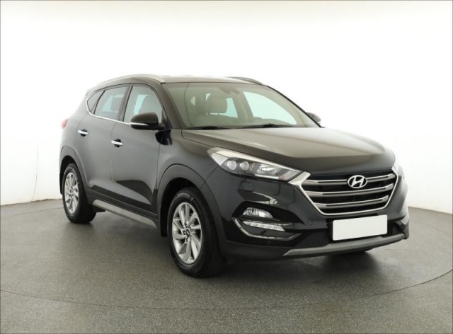 Hyundai Tucson  2.0 CRDi 