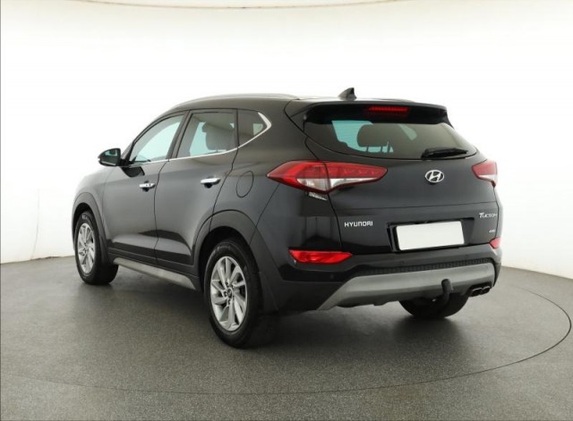 Hyundai Tucson  2.0 CRDi 