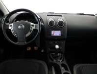 Nissan Qashqai  1.6 
