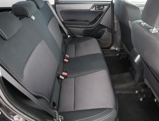 Subaru Forester  2.0 X 