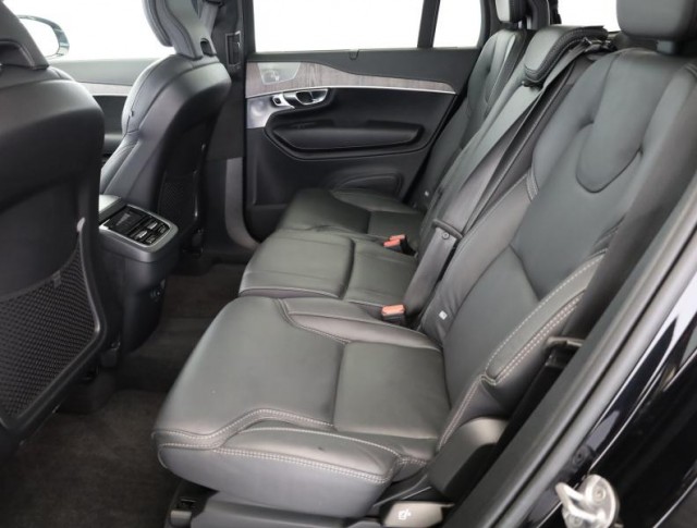 Volvo XC90  B5 AWD 