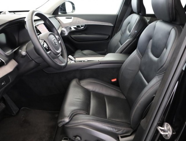 Volvo XC90  B5 AWD 