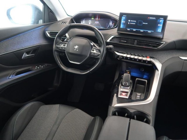 Peugeot 3008  1.5 BlueHDi 