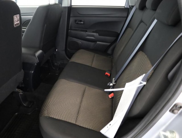 Mitsubishi ASX  2.2 DI-D 