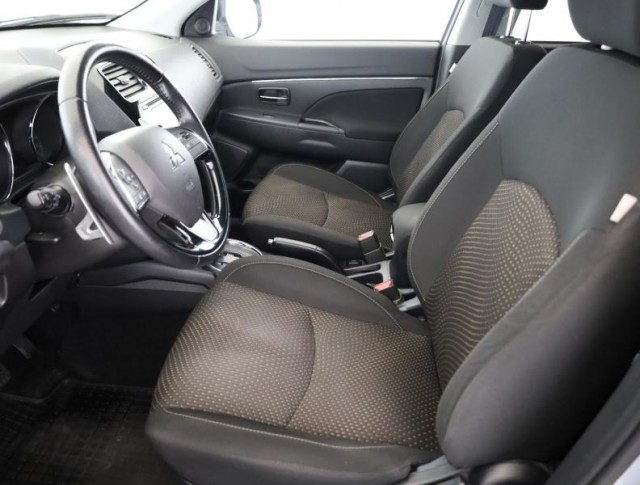 Mitsubishi ASX  2.2 DI-D 