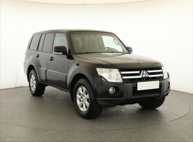 Mitsubishi Pajero  3.2 DI-D 