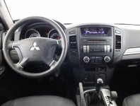 Mitsubishi Pajero  3.2 DI-D 