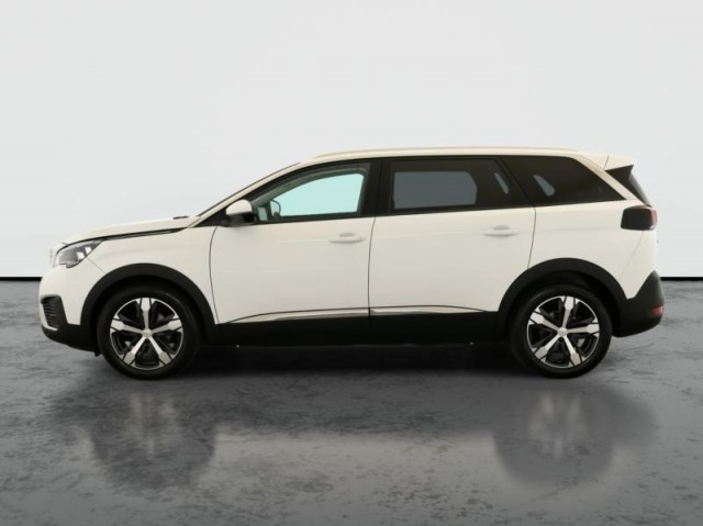 Peugeot 5008  1.5 BlueHDi 