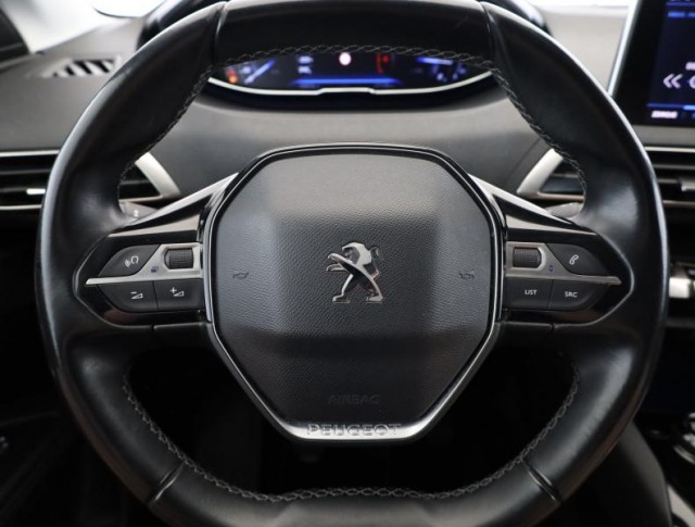 Peugeot 5008  1.5 BlueHDi 