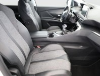 Peugeot 5008  1.5 BlueHDi 