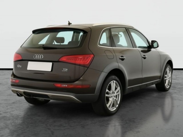 Audi Q5  2.0 TDI 