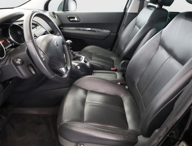 Peugeot 5008  2.0 HDI 