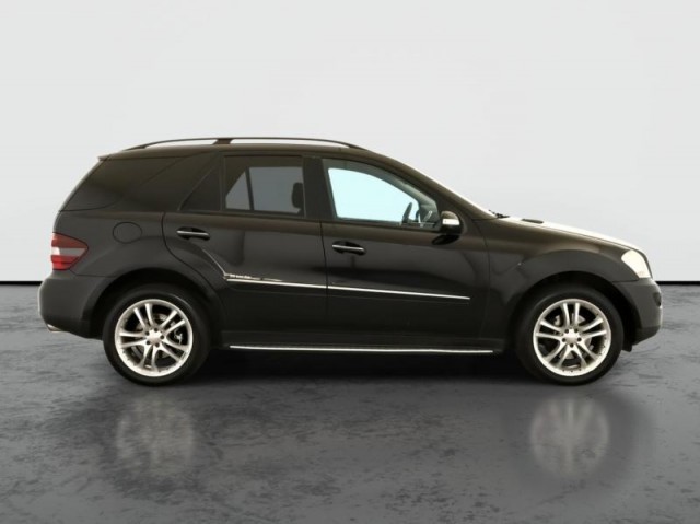 Mercedes-Benz ML  ML 320 CDI 