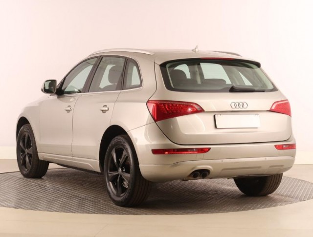 Audi Q5  2.0 TDI 