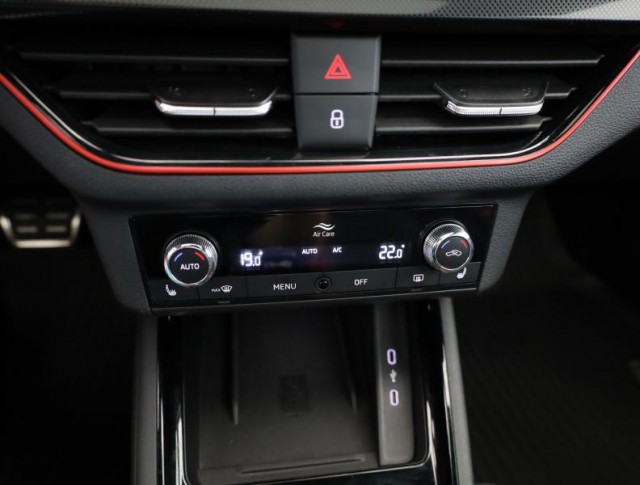 Škoda Kamiq  1.0 TSI Monte Carlo