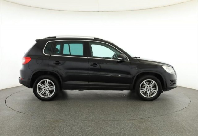 Volkswagen Tiguan  2.0 TDI 