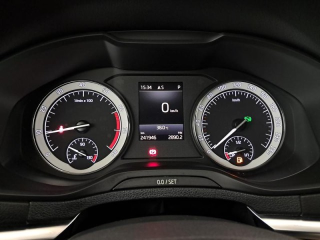 Škoda Karoq  1.5 TSI 