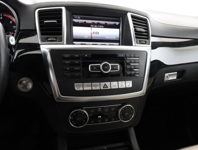 Mercedes-Benz ML  ML 350 BlueTEC 