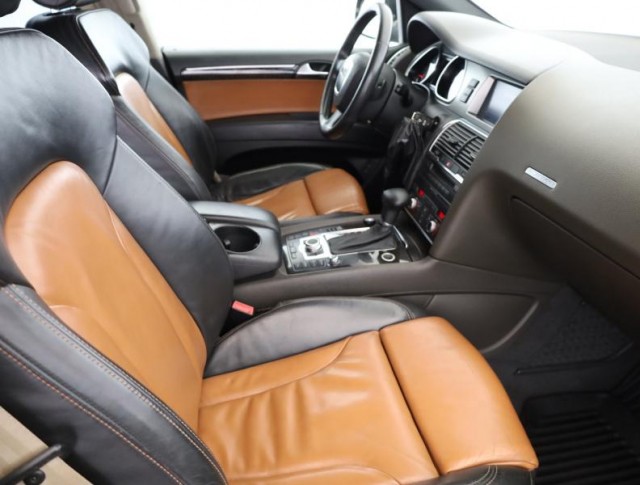 Audi Q7  4.2 FSI 