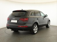 Audi Q7  4.2 FSI 