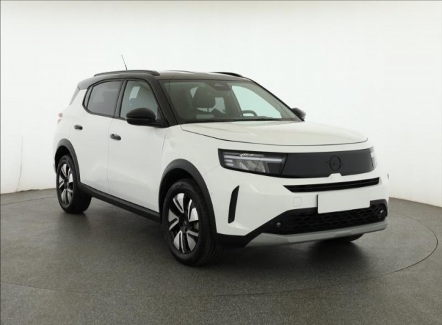 Opel Frontera  1.2 hybrid 