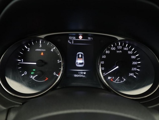 Nissan X-Trail  2.0 dCi 